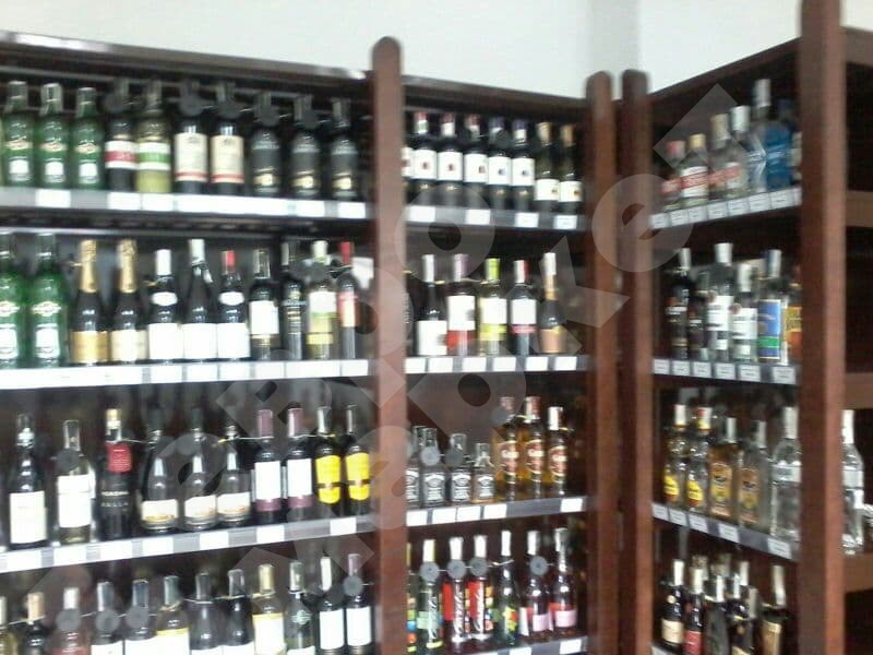 Стеллаж с передней стойкой с накладками из массива