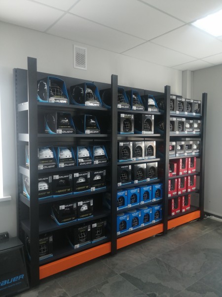 Стеллаж пристенный с передней стойкой