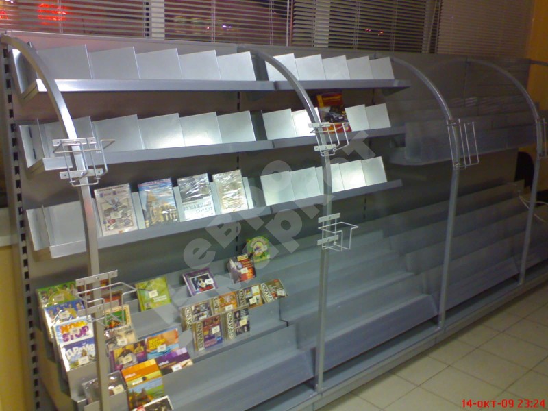 Стеллаж для продажи книг и CD/DVD дисков