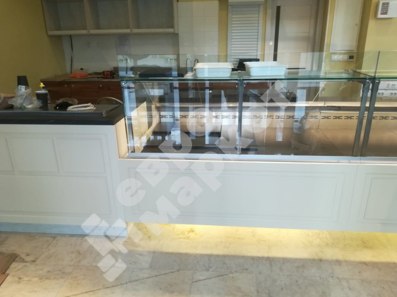 Универсальная холодильная витрина SM 2500