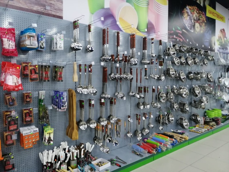 Стеллаж с перфорацией