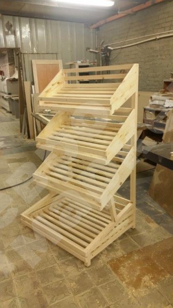 Арт. B008. Стеллаж для хлеба торцевой прямой с тремя полками EM-02.208.000 СБ