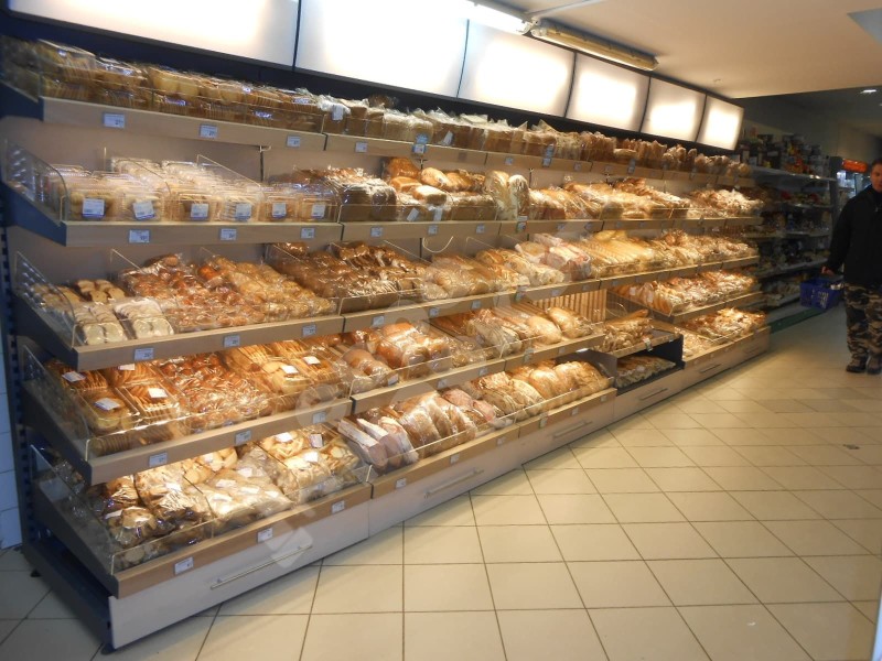 Стеллаж для хлеба и булок с фризом и подсветкой