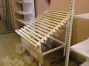 Овощной развал с деревянными рейками