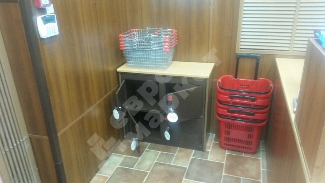 Вертикальный шкаф для сумок 8 ячеек