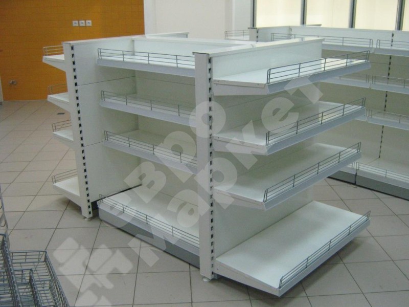 Островной стеллаж для вина с прямыми торцевыми полками