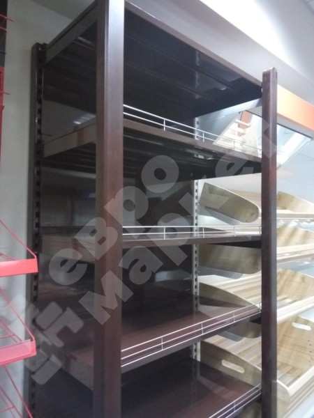 Винный стеллаж пристенный с передней стойкой