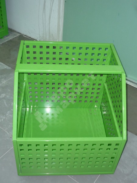 Стеллаж овощной с выкатными ящиками и тремя полками