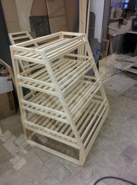 Арт. В010. Стеллаж для хлеба и багетов с четырьмя прямыми полками EM-02.210.000 СБ