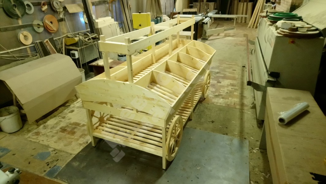 Арт. F011. Развал для овощей и фруктов островной большой в виде телеги EM-02.111.000 СБ